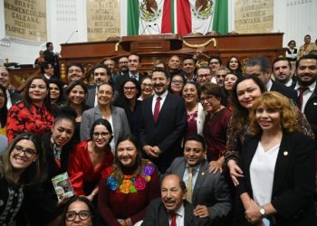 FOTO: X / Valentina Batres