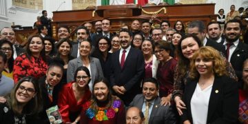 FOTO: X / Valentina Batres