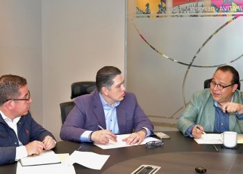 Ahora ya se sabe quién fue el cerebro detrás de la “suspensión de actividades” del estadio azul y de la Plaza de Toros México. Se trata del funcionario más poderoso de la Alcaldía Benito Juárez, Bernardo Lartigue, el jefe de Gabinete. FOTO: X / Bernardo Lartigue