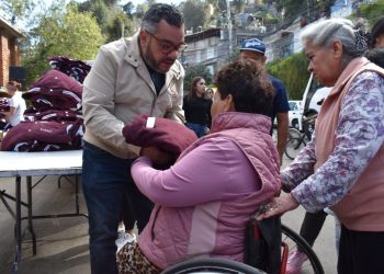 Con la acción social de apoyo invernal se benefició a 8,549 personas, especialmente, aquellas que menos tienen