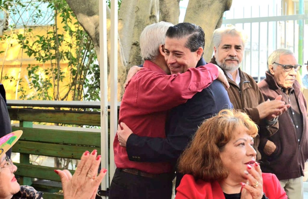 Celebra el alcalde 10 años de la casa del Adulto Mayor en la col. Prado Churubusco y destaca la aportación que las y los adultos mayores han brindado no sólo a sus familias, sino a su comunidad.