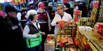 Pedimos a los locatarios del mercado de La Merced que no se venda pirotecnia porque es ilegal y peligroso