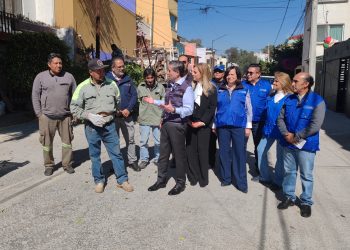 Acompañado de los directores generales de Obras, Martha Elguea; Jurídico y Gobierno, Roberto Sánchez Lazo; de Servicios Urbanos, Manuel Cortés Rico y de Seguridad Ciudadana, Aurora Monserrat Cruz, dijo: “Tenemos el compromiso de seguir siendo un gobierno eficiente y que dé resultados a la ciudadanía.