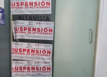 Suspenden clínica estética relacionada con el fallecimiento de una mujer