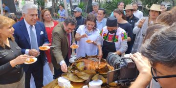 Participan 40 productores de la ciudad, del país y de seis naciones de Latinoamérica. La Feria estará abierta a todo el público del 31 de enero al 3 de febrero, de 10:00 a 18:00 horas.