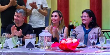 Junta concejala Pedraza a Aleida y a Tabe en su informe