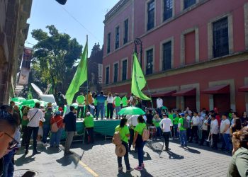 La actitud de Jesús Sesma, coordinador del PVEM –que ni es verde, ni ecologista–, molestó a diputados de todos los partidos políticos, quienes lo vieron como un oportunista que pretende apropiarse de un logro político real de todo el Congreso para la protección animal. FOTO: CDMX Magacín