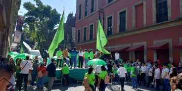 La actitud de Jesús Sesma, coordinador del PVEM –que ni es verde, ni ecologista–, molestó a diputados de todos los partidos políticos, quienes lo vieron como un oportunista que pretende apropiarse de un logro político real de todo el Congreso para la protección animal. FOTO: CDMX Magacín
