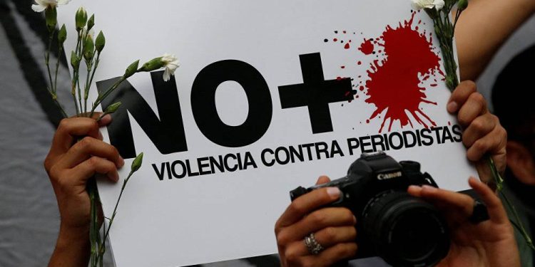 El Diputado local de la Ciudad de México, Ricardo Rubio Torres (PAN), presentó ante el pleno del legislativo local, un punto de acuerdo para que exista una coordinación institucional para garantizar la protección de los derechos humanos de las personas periodistas. FOTO: Capital21