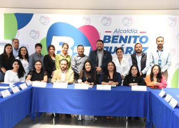 Con el firme propósito de elevar la calidad y eficiencia de los servicios médicos en la demarcación, la Alcaldía Benito Juárez instaló y llevó a cabo la primera sesión del Comité de Salud, espacio estratégico donde se presentó un informe detallado de las acciones emprendidas por esta área fundamental..... FOTO: Especial