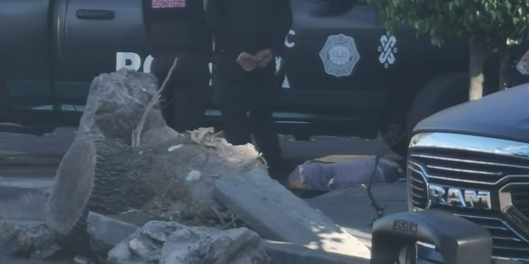 La Fiscalía General de Justicia de la Ciudad de México (FGJCDMX) confirma que es de un hombre el cuerpo hallado dentro de una maleta el día de ayer 4 de abril, en la esquina de Vulcanización y Aluminio.