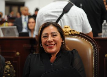 En la discusión de las iniciativas sobre el Sistema Público de Cuidados presentadas en el Congreso de la Ciudad de México deberá tomarse en cuenta que la maternidad se ha transformado y que ello implica el involucramiento total de los hombres, aseveró la diputada Xóchitl Bravo Espinosa. FOTO: Especial