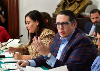 El alcalde Luis Mendoza, fue contundente en su respuesta al diputado de Movimiento Ciudadano, Royfid Torres: “Si está tan mal la Alcaldía Benito Juárez, ¿por qué los de Movimiento Ciudadano (MC) siguen viviendo ahí?”. Y remató: “No tienes idea de lo que estás preguntando”. FOTO: Especial