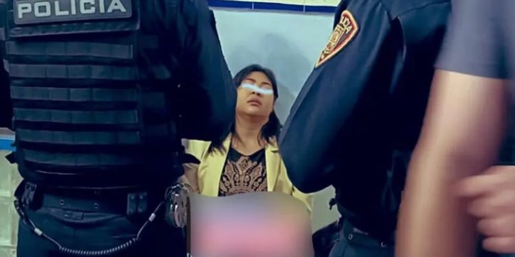 ¿La penalización de los llamados “pinchazos del Metro” servirá para acabar con esto que parece una nueva modalidad de violencia en la capital del país? FOTO: Especial