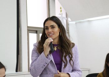 Durante la Séptima Sesión del Gabinete Violeta, la alcaldesa Alessandra Rojo de la Vega presentó resultados del programa Reacción Violeta, estrategia implementada en la Alcaldía Cuauhtémoc que ha respondido, atendido y acompañado a casi medio millar de mujeres, adolescentes y niñas víctimas de violencia de género.