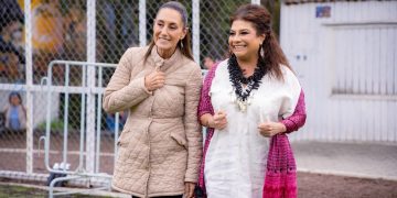 La presidenta Claudia Sheinbaum y la jefa de Gobierno, Clara Brugada, limaron asperezas, dejaron atrás las diferencias y sellaron una alianza por la confluencia importante de intereses entre ambas, el principal preservar la estabilidad política, económica y social. FOTO: Especial