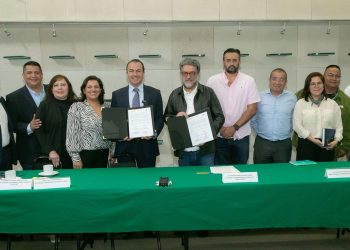 Preocupado en asegurar el acceso a una educación de alta calidad para la comunidad estudiantil de Cuajimalpa, el alcalde Carlos Orvañanos suscribió un acuerdo de colaboración con la Secretaría de Educación Pública federal, para impulsar proyectos a corto plazo.