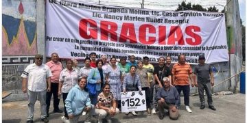 Nos afirman que Cravioto ordenó que frente al predio del Eje 2 Norte Eulalia Guzmán esquina con Plan de San Luis, en la colonia Nueva Santa María, se colocara una enorme manta con la inscripción en letras monumentales: “Gracias”, y mencionan a Brugada, Cravioto y Núñez. FOTO: Vecinos Azcapotzalco