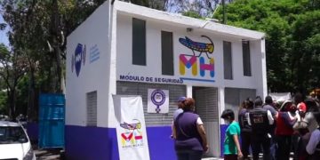 Tomás Pliego, el secretario de Participación Ciudadana del GCDMX a quien algunos alcaldes y legisladores de Morena le han puesto el mote de “Tomás Pleitos” porque le atribuyen ser pendenciero, al parecer tampoco escucha a su jefa, Clara Brugada. FOTO: Especial