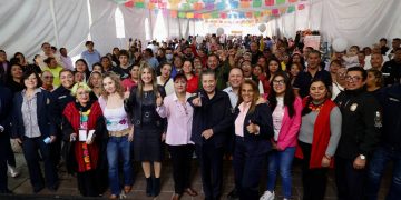 Al inaugurar la “Feria de Cooperativas 2025: Consume Local”, el alcalde Giovani Gutiérrez Aguilar subrayó que su gobierno trabaja sin colores y sin distingos para que todos puedan tener las mismas oportunidades. FOTOS: Especial
