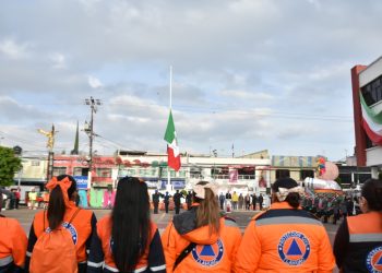 Con la hipótesis de sismo de 8.1, con epicentro en el Estado de Michoacán, se realizó el Segundo Simulacro Nacional, donde personal del Gobierno de México, de la Ciudad, así como de la Alcaldía de Tláhuac, participaron y aplicaron los protocolos de seguridad.