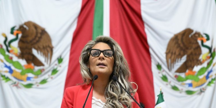 Esta ciudad, insistió Nora Arias, ha sido referente de derechos y libertades, por lo que “no podemos permitir que las instituciones actúen con discrecionalidad y sesgo partidista”. FOTO: Especial