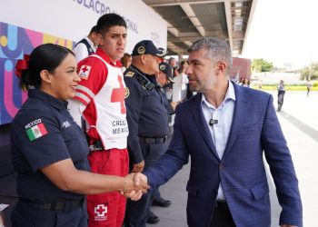 En el marco del Segundo Simulacro Nacional 2025, Mauricio Tabe, alcalde de Miguel Hidalgo, aseguró que la demarcación está preparada antes, durante y después de un sismo para restablecer en un menor tiempo el orden en las calles, ya que cuenta con un equipo capacitado para enfrentar emergencias y reducir riesgos. FOTOS: Especial