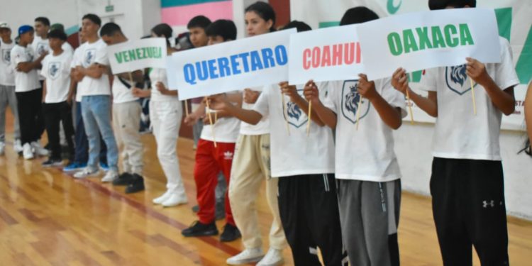 Con la participación de deportistas de distintos estados del país, así como de delegaciones invitadas de Cuba y Venezuela, se puso en marcha esta importante justa deportiva. FOTO: Especial
