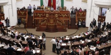 Nos cuentan que entre los legisladores de la “4T”, de igual manera aliados que morenistas, hay muchos que están molestos por la forma en que actúa el Gobierno de Clara Brugada, pues les manda las iniciativas y ni siquiera les llaman para pedirles que por favor las aprueben. FOTO: Especial
