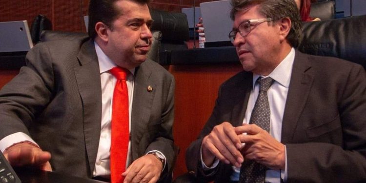 Si el diputado Pedro Haces se comporta como personaje que puede moverse en avión o helicóptero privados, celebrar su fiesta de cumpleaños en España o festejar con amigos en restaurante de suntuoso hotel de la Ciudad de México es porque posee recursos para hacerlo. FOTO: Especial