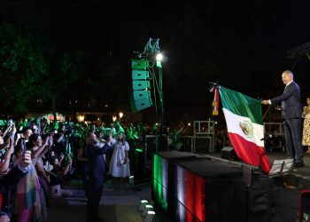 Qurino Ordaz aseguró que México es un país estable, confiable y de grandes oportunidades gracias a la solidez económica, por lo que la presencia de empresas españolas ha ido creciendo en nuestro país a la par que empresas mexicanas están más presentes y fuertes en España. FOTOS: Especial