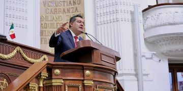 Garrido pide facultar a Notarios en remates inmobiliarios