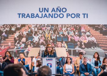 Laura Álvarez recordó logros alcanzados junto con los vecinos para que se cuente, por ejemplo, con escuelas seguras como la Escuela Mártires de Tacubaya que presenta riesgos estructurales y la autoridad educativa ha comenzado a atender. FOTOS: Especial