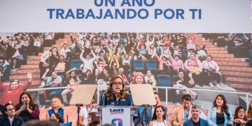 Laura Álvarez recordó logros alcanzados junto con los vecinos para que se cuente, por ejemplo, con escuelas seguras como la Escuela Mártires de Tacubaya que presenta riesgos estructurales y la autoridad educativa ha comenzado a atender. FOTOS: Especial