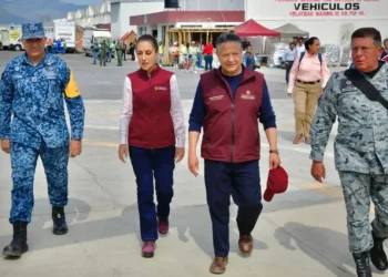 Sheinbaum y Menchaca atienden municipios de Huehuetla y Tianguistengo