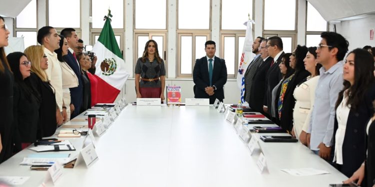 Ale Rojo de la Vega llama a cerrar filas por la Cuauhtémoc