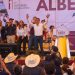 “Rendir cuentas al pueblo, mirarlo de frente, escucharlo y reconocer su voz, es lo que aprendimos del presidente Andrés Manuel López Obrador, nuestro líder moral, quien nos enseñó que el poder solo tiene sentido y se convierte en virtud cuando se pone al servicio de los demás”, destacó el diputado Alberto Vanegas.