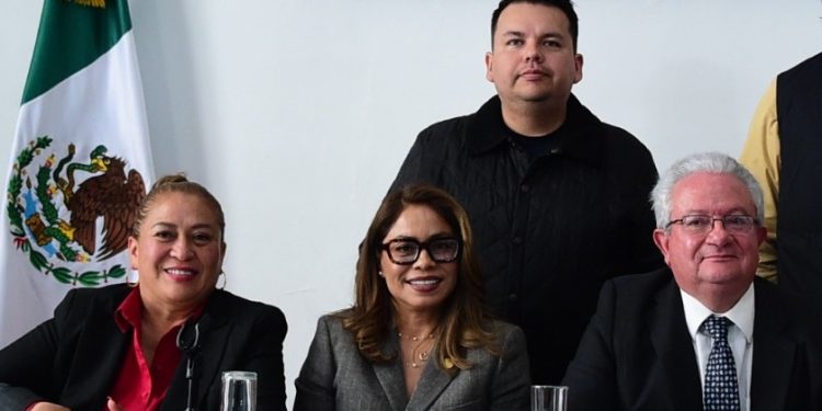 El titular de la Secretaría de Educación, Ciencia, Tecnología e Innovación de la Ciudad de México, Pablo Enrique Yanes Rizo, compareció ante las Comisiones Unidas de Educación, Ciencia, Tecnología e Innovación, de Deporte y de Juventud del Congreso local, como parte de la glosa del Primer Informe de la jefa de Gobierno, Clara Marina Brugada Molina. FOTO: Especial