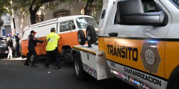 Estos operativos continuarán de forma permanente y se mantendrán recorridos en las 56 colonias de la demarcación con apoyo de Blindar BJ 360º, Policía Auxiliar y grúas de la Subsecretaría de Control de Tránsito. FOTO: Especial