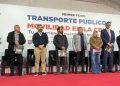 Gracias a los foros sobre la movilidad en la Ciudad de México, que organizan y llevan a cabo conjuntamente el Gobierno capitalino y el Congreso local, se podrá enriquecer el Proyecto del Plan General de Desarrollo de esta metrópoli 2025-204 en dicho rubro, ya que serán incluidas las opiniones de la sociedad civil y todos los sectores, manifestó la diputada Xóchitl Bravo Espinosa. FOTOS: Especial