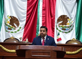 Las Unidades Habitacionales en la Ciudad de México surgieron como un proyecto estatal para garantizar el derecho a una vivienda digna, pero el marco jurídico actual resulta insuficiente y desactualizado para entender las necesidades específicas de las personas que viven en ellas, manifestó el diputado Omar Alejandro García Loria.