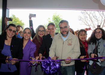 La Alcaldía La Magdalena Contreras inauguró con gran entusiasmo la extensión de la Casa de la Mujer “Ifigenia Martínez”, un espacio que ahora ofrece nuevos servicios como lavandería, salón de belleza y una infraestructura renovada para el bienestar integral de las mujeres. FOTO: Especial