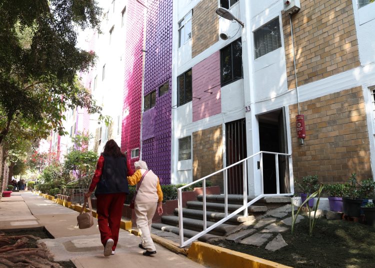 Rehabilita Brugada tres unidades habitacionales con programa Otoch