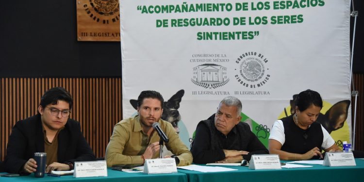En el Congreso de la Ciudad de México se llevó a cabo el cuarto foro temático sobre la protección de los seres sintientes, de un total de cinco, cuyas opiniones y propuestas de los participantes contribuirán a la elaboración de la Ley de Albergues y Refugios de Animales capitalina.
