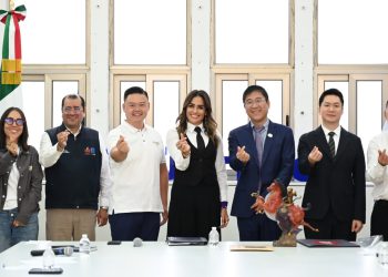 Ale Rojo fortalece alianzas con la comunidad china rumbo al Mundial