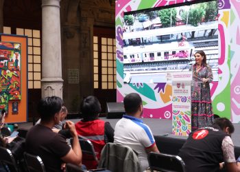 La plataforma se nutrirá progresivamente con información de las más de 2 mil obras que se realizan en la capital del país y tiene como propósito rendir cuentas claras sobre el ejercicio de los recursos públicos, así como transparentar las inversiones históricas que se llevan a cabo en beneficio de la población. FOTOS: ESpecial