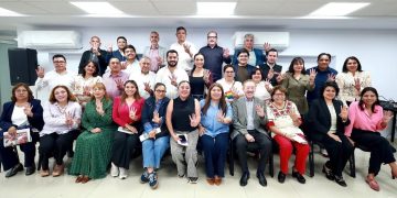 Cuando a finales de abril Héctor Díaz Polanco vio como caía de la presidencia nacional de su partido, Luisa Alcalde, en vez de poner sus barbas a remojar, comenzó a defender su posición como presidente de Morena en la Ciudad de México. En la estrategia, sacó el as de la manga que siempre tuvo, ese de 200 millones de pesos que lo apuntaló en el cargo. FOTO: Especial