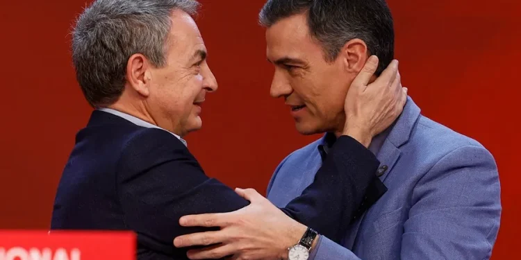 Este martes, el juzgado central de instrucción número 4 de la Audiencia Nacional de España notificó al expresidente, José Luis Rodríguez Zapatero su imputación como investigado por tráfico de influencias, blanqueo de capitales, falsedad documental y organización criminal en el caso del rescate (con 53 millones de euros) de la línea aérea Plus Ultra. FOTO: EFE